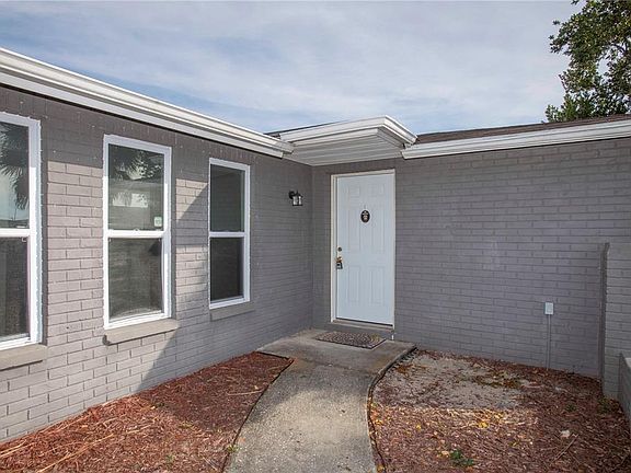 4th image of 11214 Linden Ln