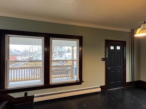 4th image of 120 Jennings St
