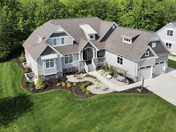 2nd image of 7159 Windcliff Dr