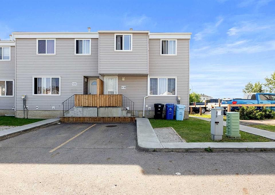 1st image of 701 E Beacon Hill Dr #10