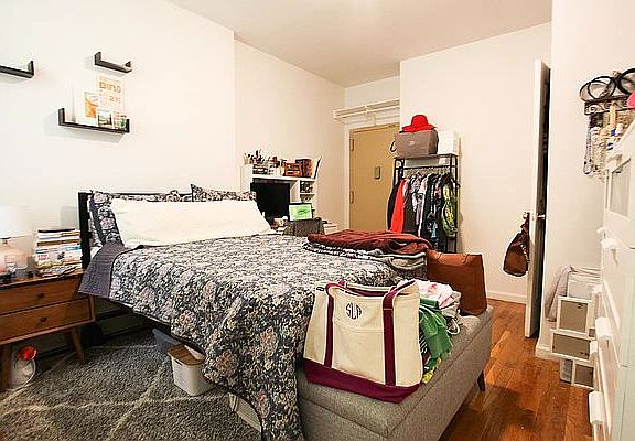 5th image of 181 E Houston St APT 4F