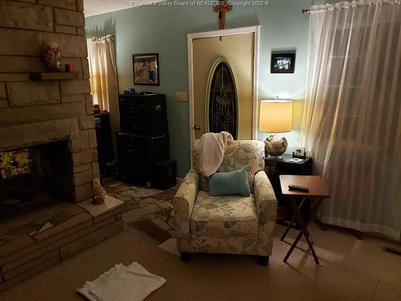 3rd image of 1867 Sugar Creek Dr