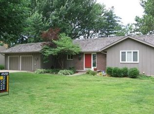 6316 Ash St, Prairie Village, KS 66208