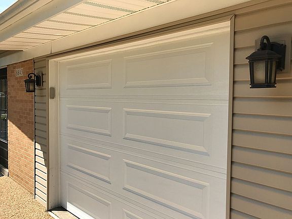 5th image of 8843 Rusdon Ln