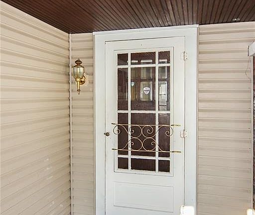 4th image of 1842 Barth Ave