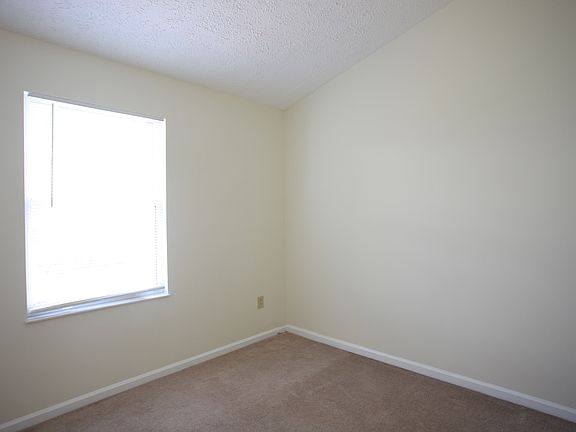 3rd image of 408 Fleece Flower Dr