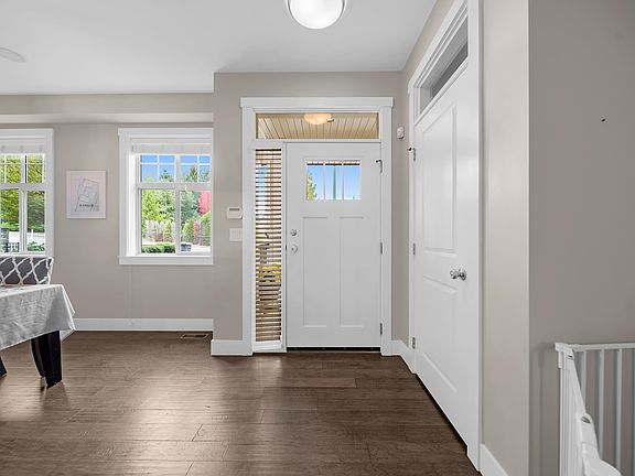 5th image of 35298 Marshall Rd #4