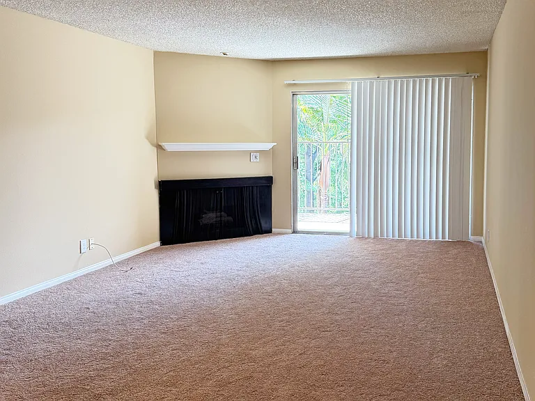 South Pasadena Heights — Photo 25