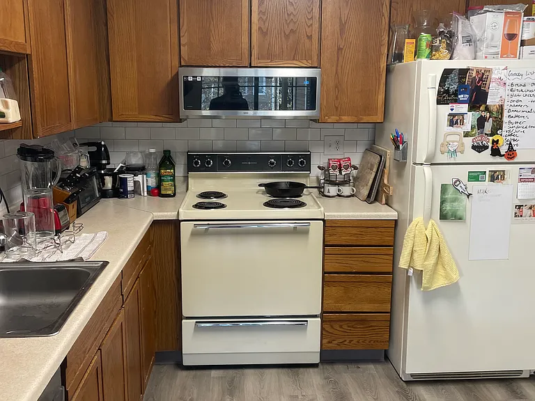 11 Woodbine Ct — Photo 5