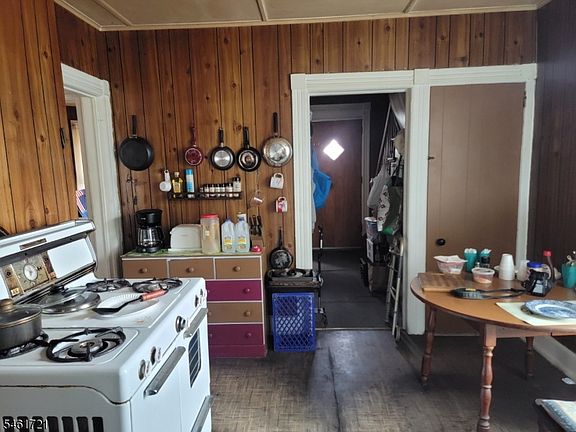 5th image of 52 Goffle Rd