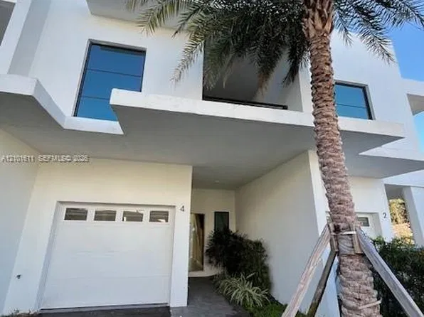 2526 Pierce St #7, Hollywood, FL 33020
