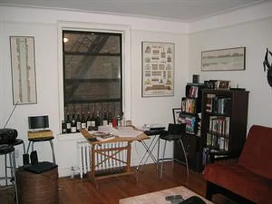 Rented by Douglas Elliman | media 38