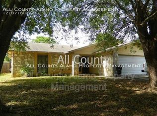 1131 Longmont Dr, San Antonio, TX 78245