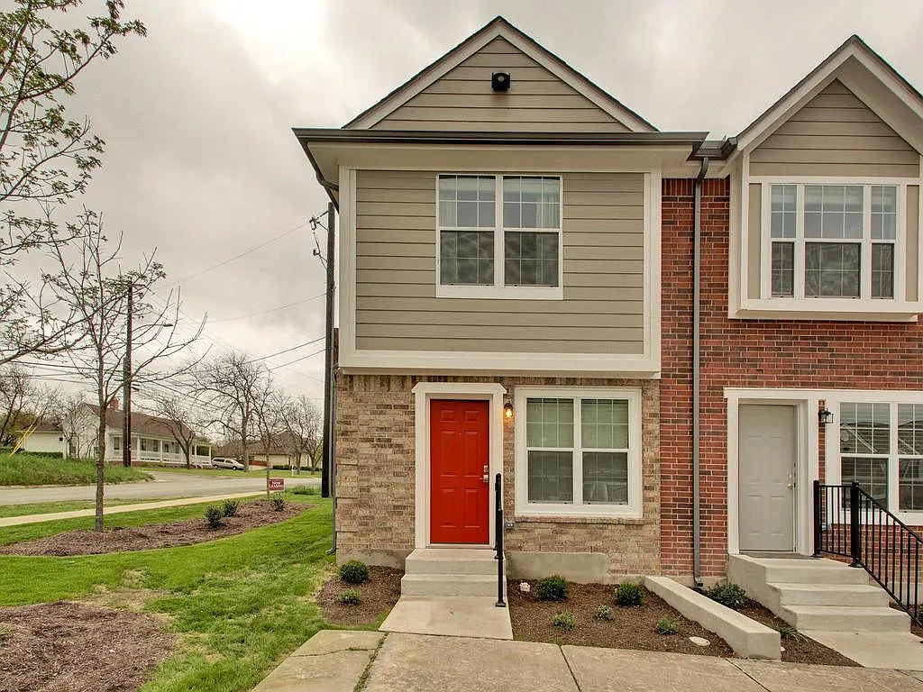 1 bed, 1.5 bath, 960 sqft, $1,400 — Photo 2