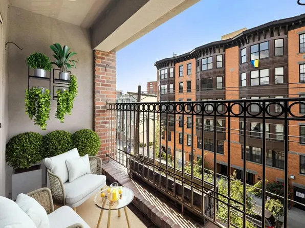 77 Jefferson Street image 5 of 28