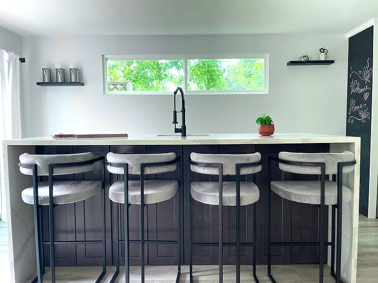 Central island for dining and entertaining