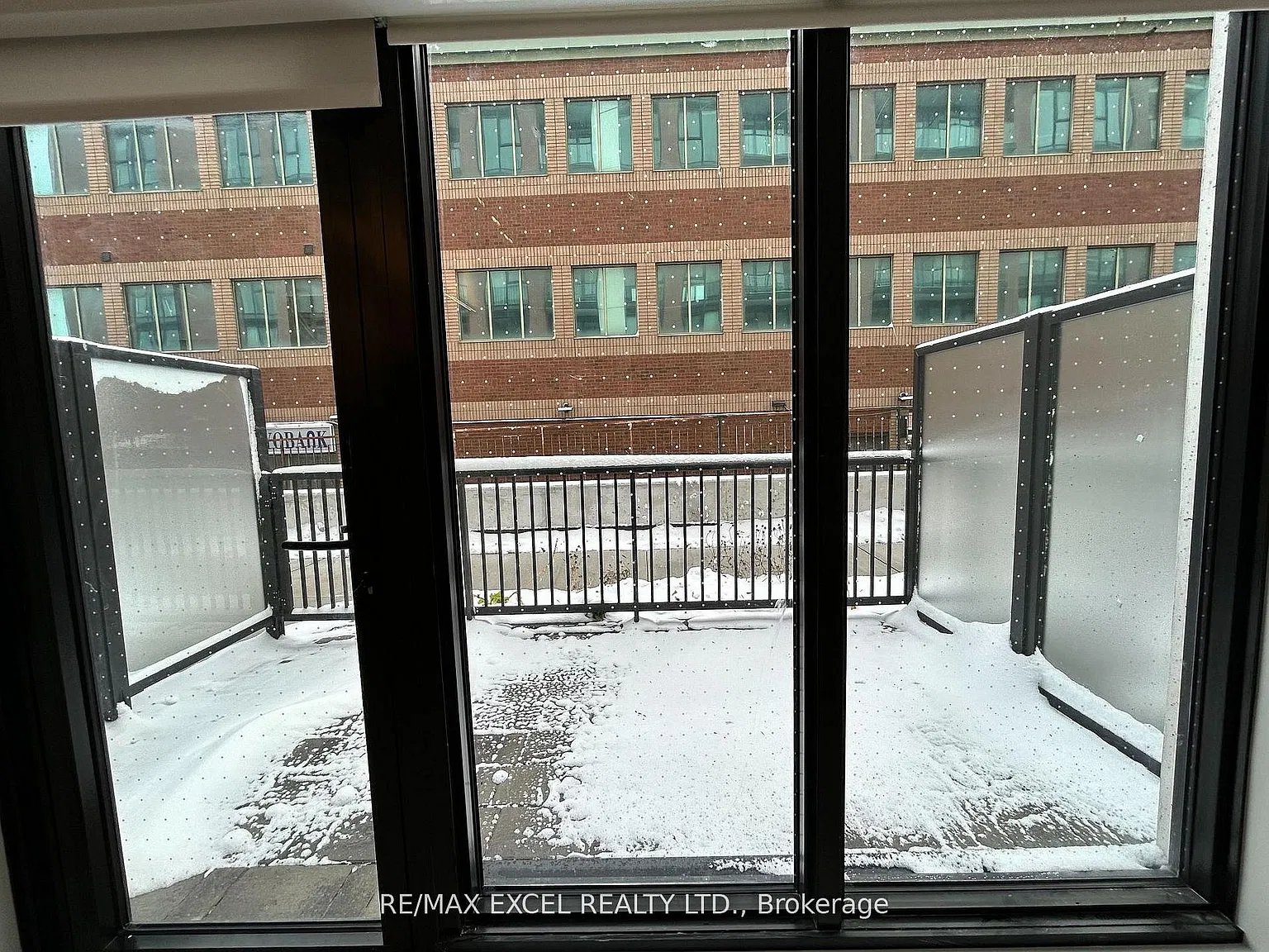 699 Sheppard Ave E — Photo 3