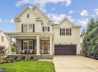 4613 Chase Ave, Bethesda, MD 20814