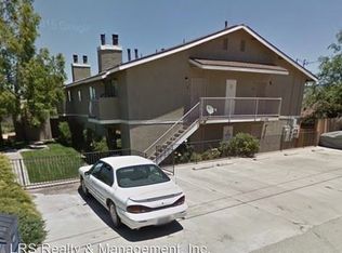 21059 Santa Barbara Dr APT B, Tehachapi, CA 93561