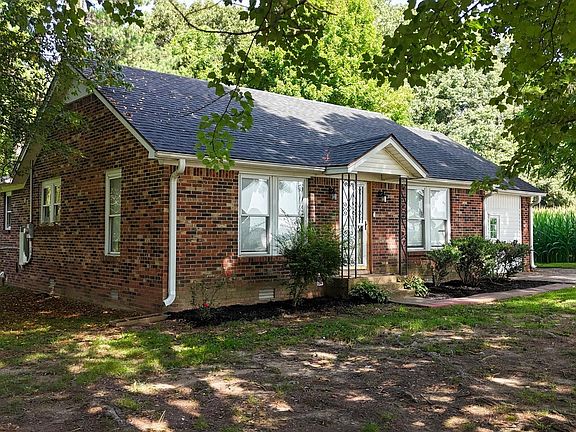 2nd image of 3024 Stella Ruth Rd