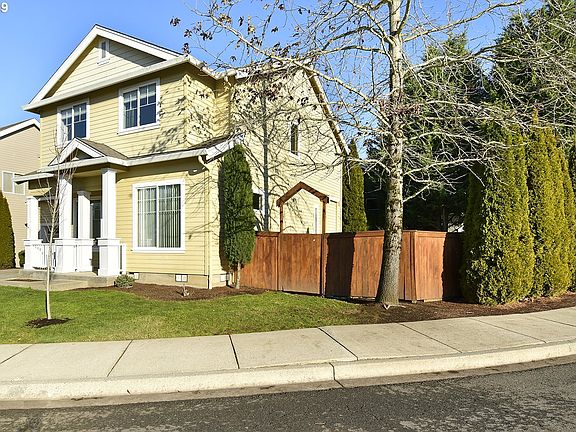 3rd image of 18316 SE 44th Ln