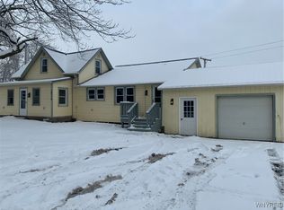 10319 Mill Rd, Medina, NY 14103