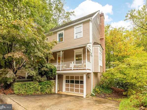 3007 Oregon Knolls Dr NW, Washington, DC 20015
