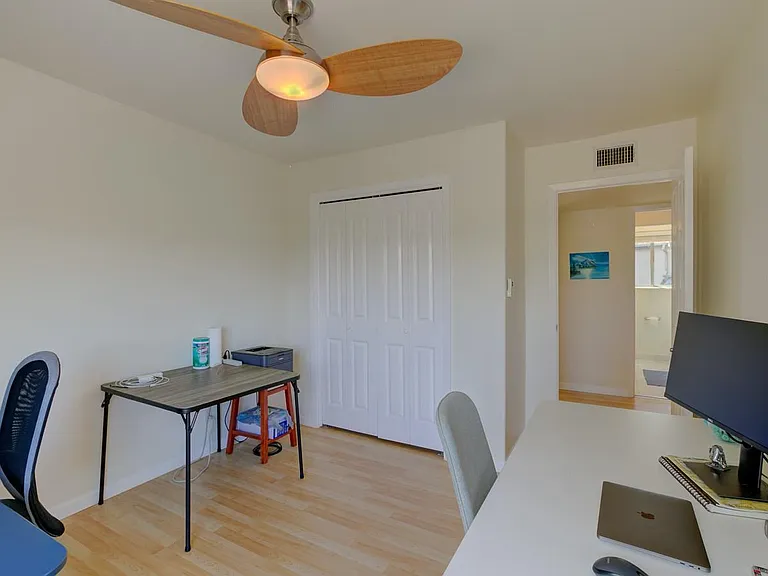 710 Castle Ridge Rd #B — Photo 22