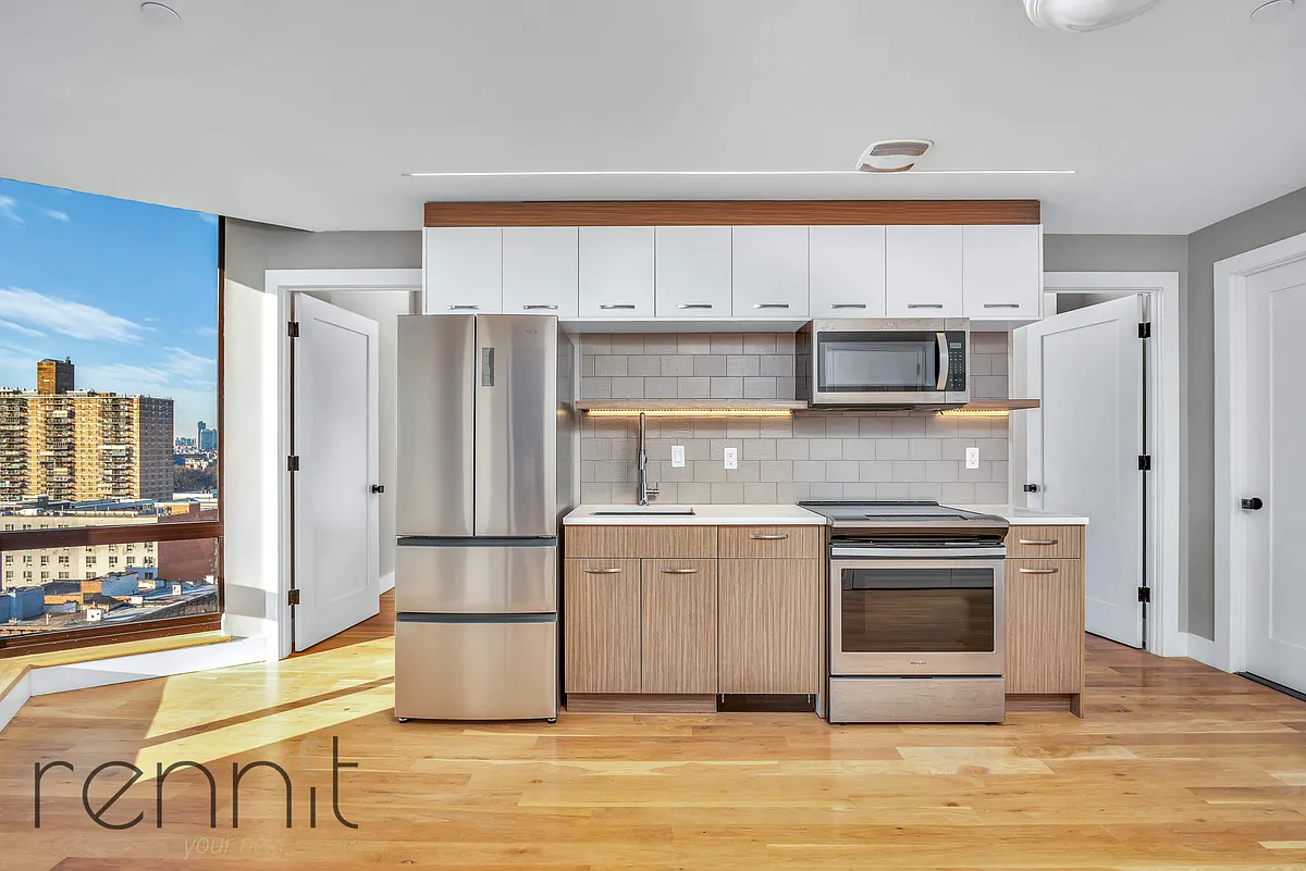 Building Photo - 31 Debevoise St #5A