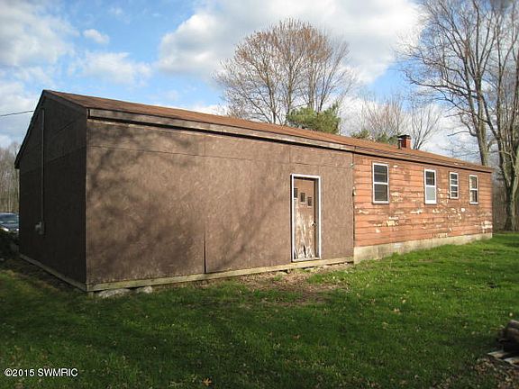 3rd image of 13845 Long Lake Dr NE