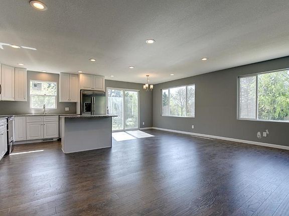 5th image of 6757 158th Ln NW