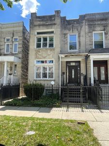 3339 W Flournoy St, Chicago, IL, 60624