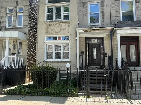 3339 W Flournoy St, Chicago, IL 60624