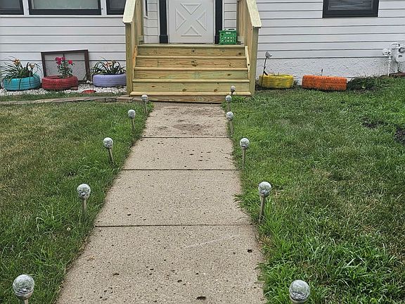 5th image of 308 N Jessica Ave