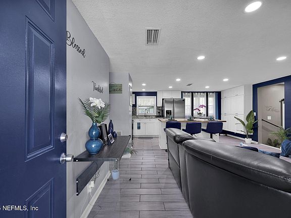 2nd image of 5228 BOILARD Drive