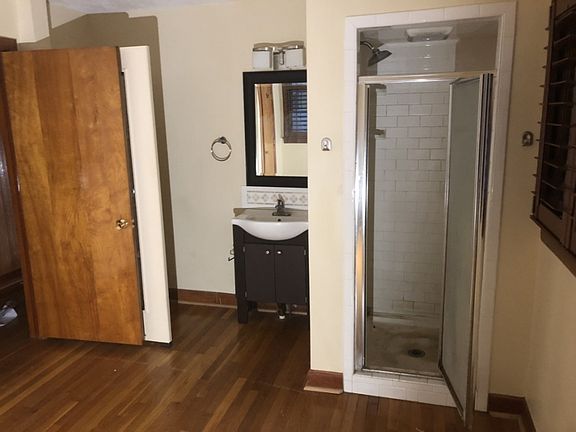 5th image of 51 Cherry Ln