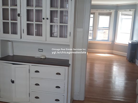4th image of 1936 W Estes Ave APT 1S