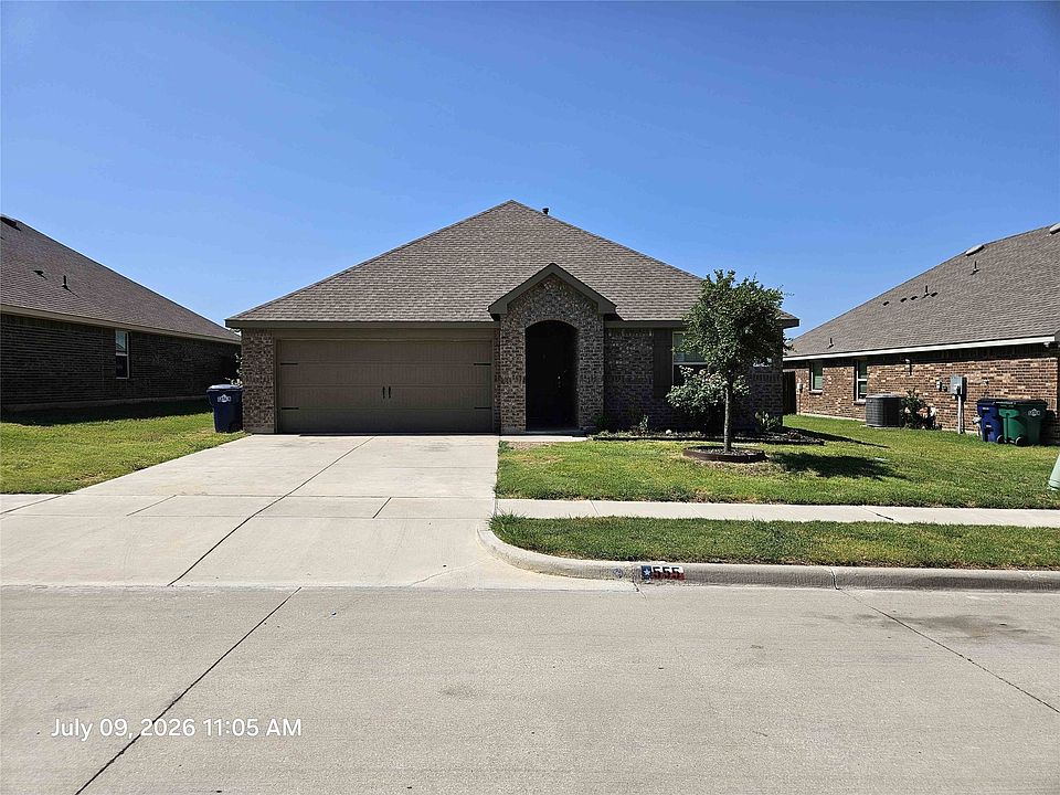 1st image of 555 Royal Pine Dr