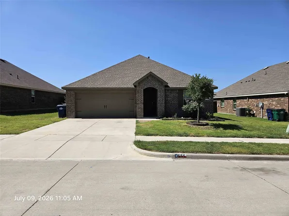 555 Royal Pine Dr, Fate, TX 75087