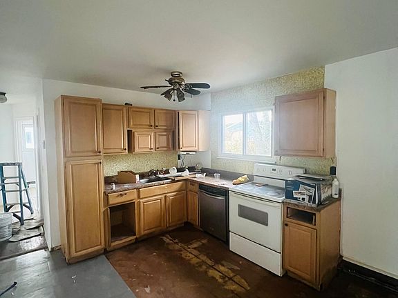 4th image of 119 Le Grand St