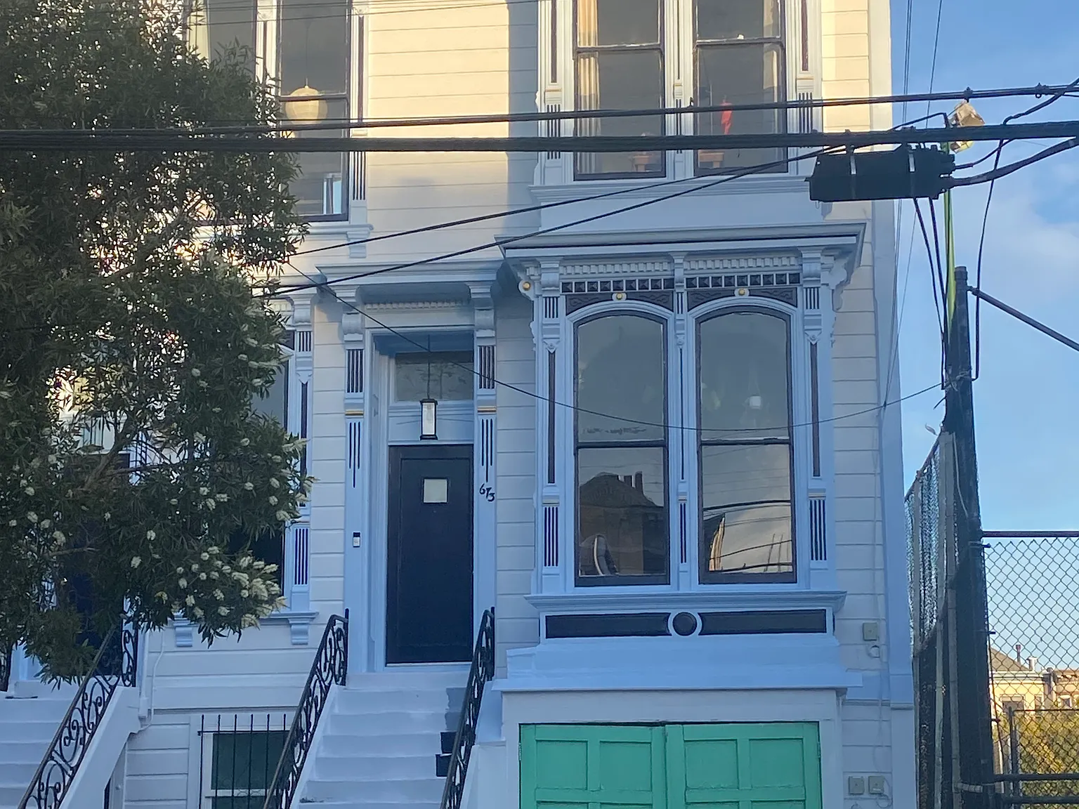673 Shotwell St — Photo 4