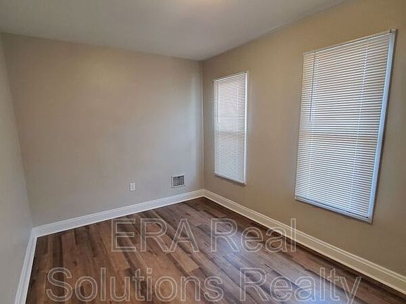 4th image of 508 Southwood Ave