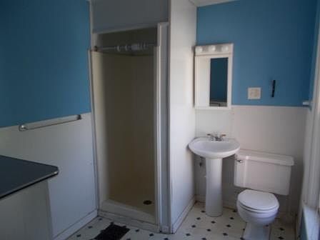 2nd image of 227 Douglas Ave APT 1