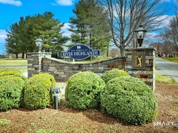 11 Priorwood Gardens #11, Cromwell, CT 06416