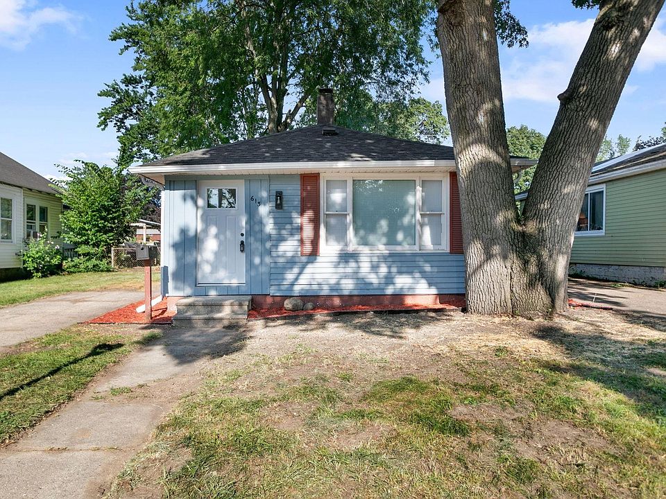 1st image of 613 S 36th St
