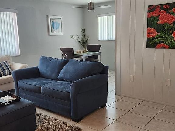 3rd image of 615 S Palm Ave APT 11