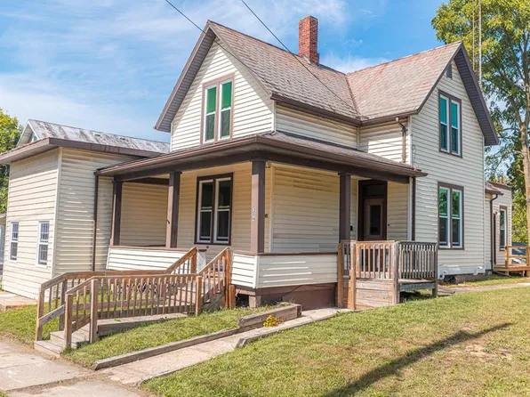 204 W Mary St, Bucyrus, OH 44820