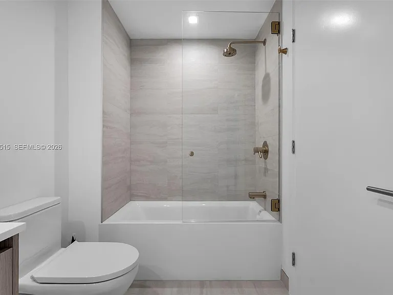 77 SE 5th St #2405 — Photo 19