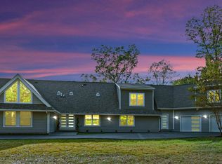 10900 Hunter Station Rd, Vienna, VA 22181