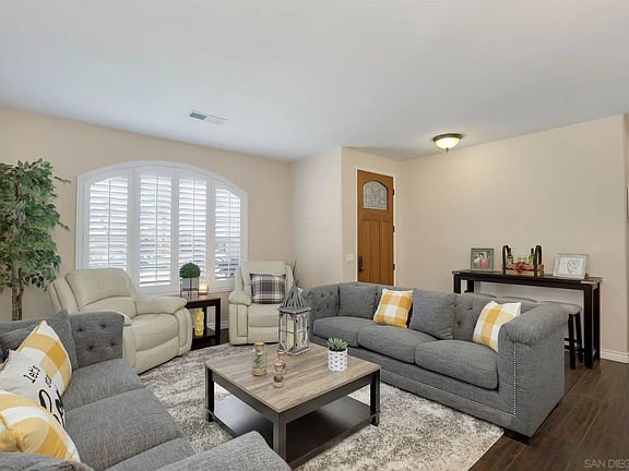 3rd image of 13886 Cheryl Creek Dr